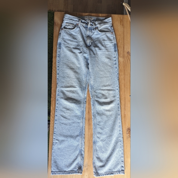 Mango Straight Lightwash Jeans - Picture 2 of 3